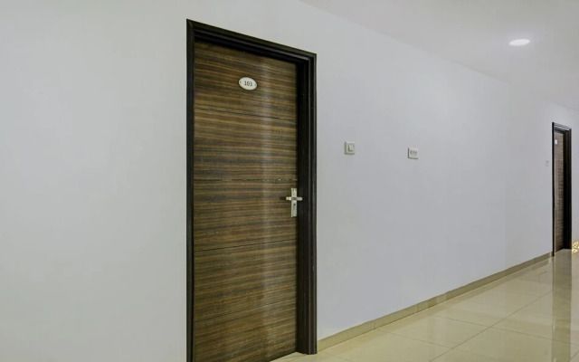 Itsy By Treebo - Utsav Suites