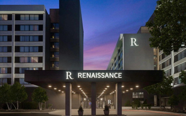 Renaissance Chicago North Shore Hotel
