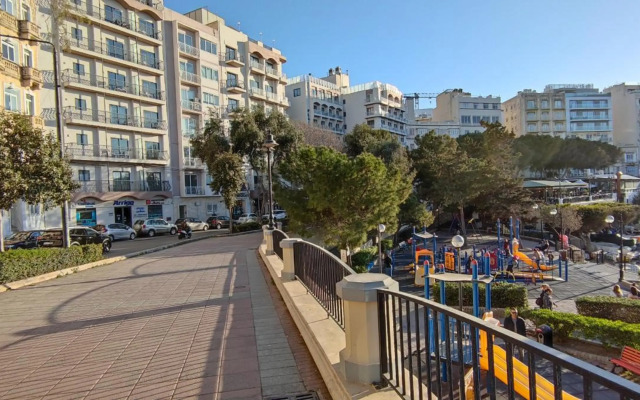 Depiro Point Sliema Luxury Apartment