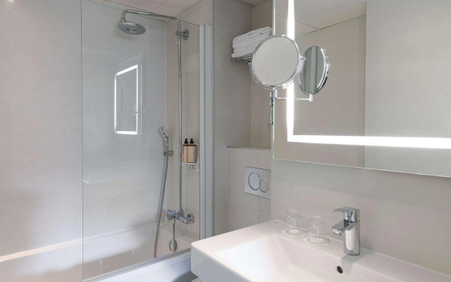 Mercure Paris Montparnasse Raspail