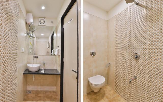 OYO 23289 Hotel Anmol Palace