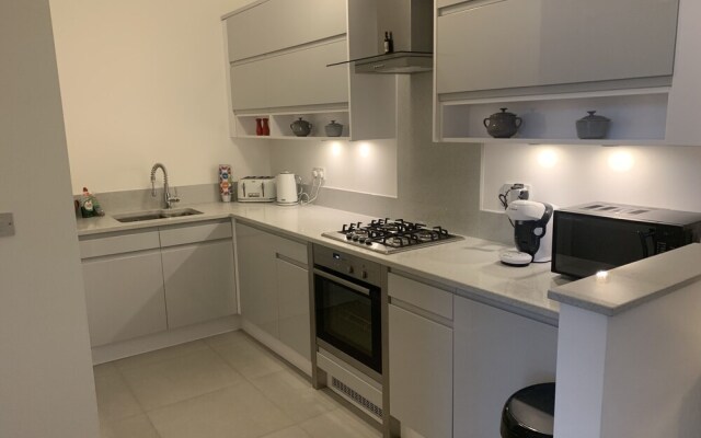 Immaculate Luxury 2-bed Apartment in Lancaster