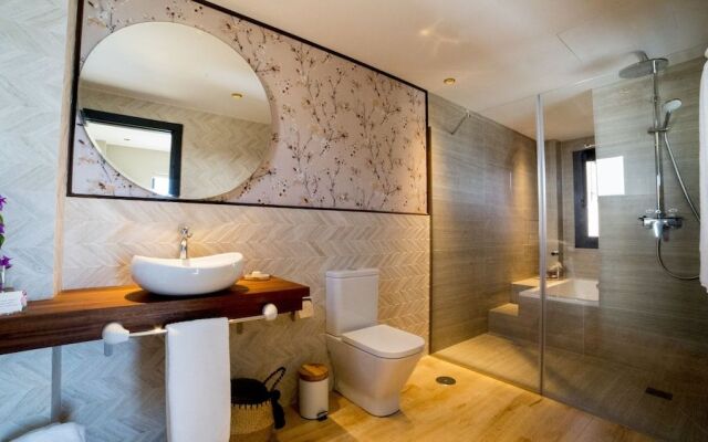 Casa Siempreviva - Adults Recommended