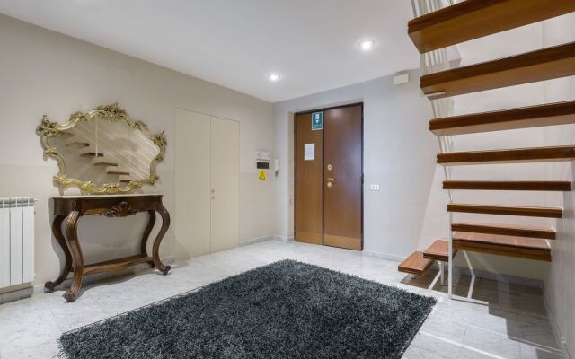 Travel & Stay - Navona 3