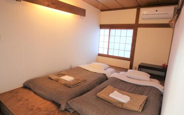 Hiroshima Guest House Roku