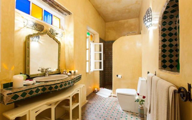 Riad  Emotion
