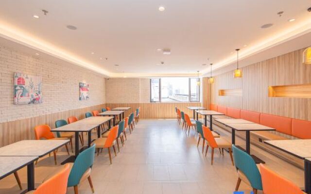 Hanting Hotel Huzhou South Street