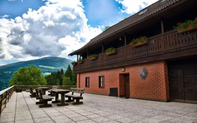 Farmhouse in Carinthia Near Afritzer See