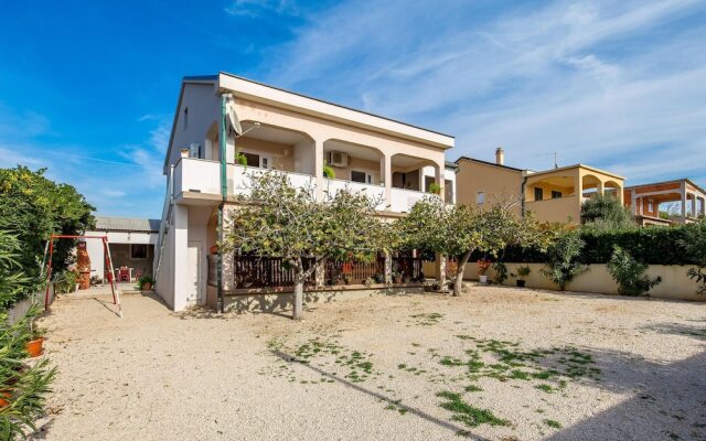 Awesome Home in Povljana With Wifi and 2 Bedrooms
