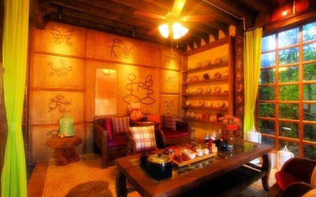 Blossom Hill Inn Lijiang