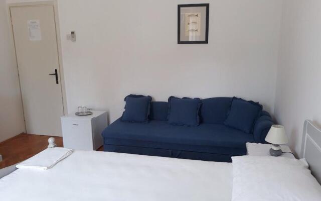 Rooms Sentic