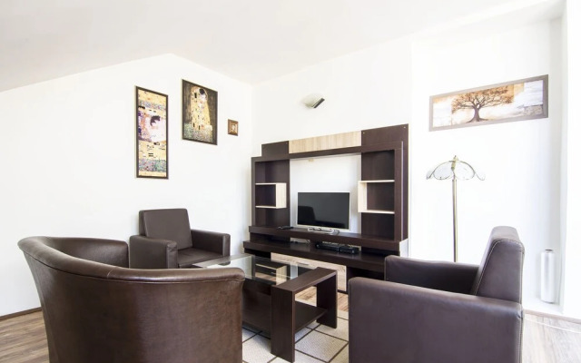 Tasmajdan Suite