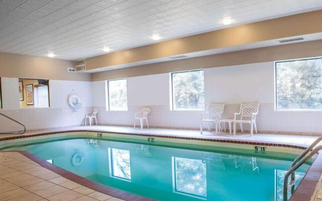 Comfort Inn & Suites St. Louis - O'Fallon