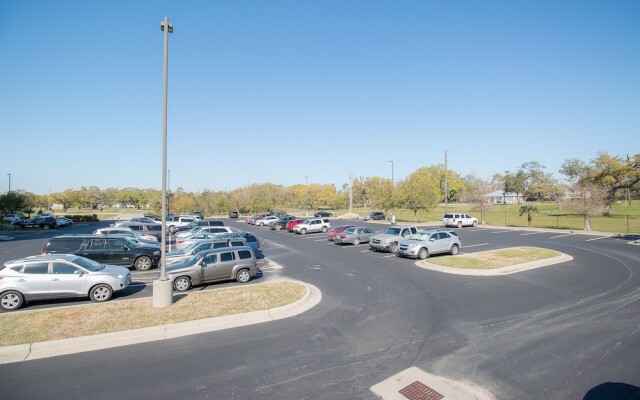 Sienna 1203 Penthouse