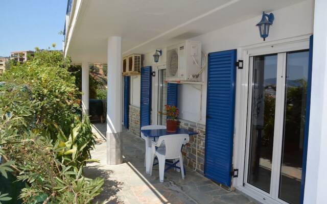 Traditional Summer House in Marmari