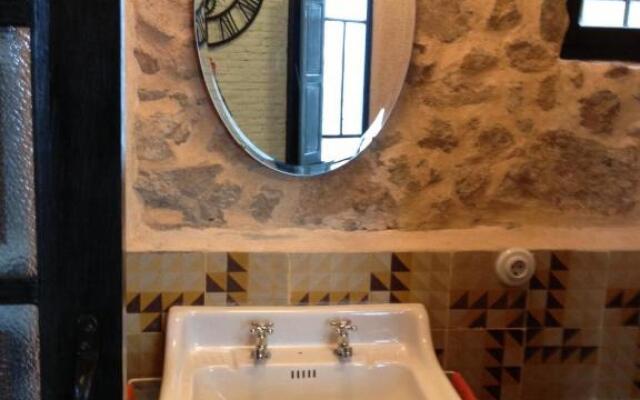 La Casita Del Castañar