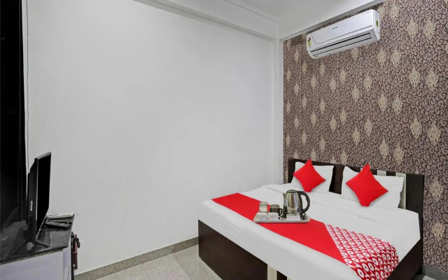 OYO Flagship 70217 Visitor Guest House