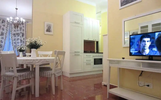 Temporary House - Via Della Moscova