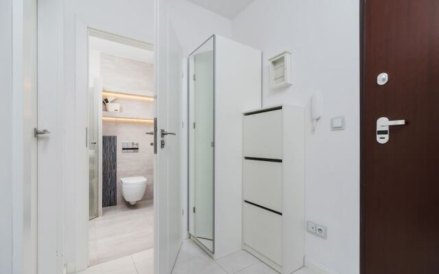 Apartment Romanowicza Cracow by Renters