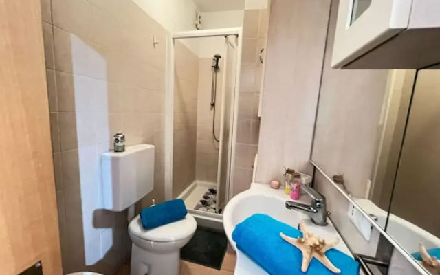 Cozy One-bedroom Apartment