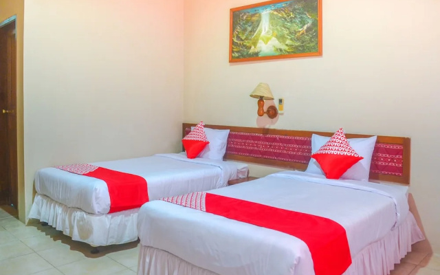 OYO 1240 Hotel Pantai Jaya