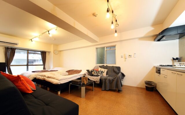 Studio Minamisenba 405