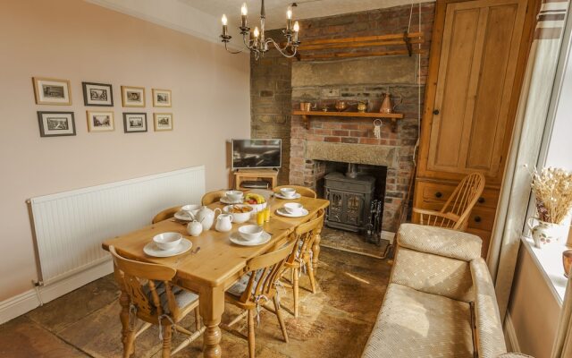 Wisteria Cottage
