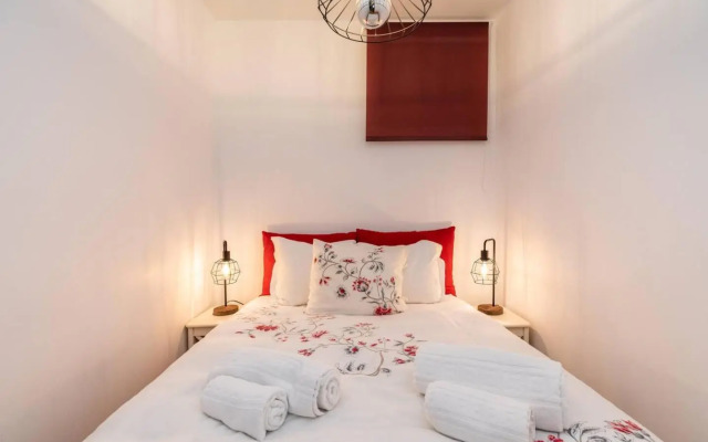 1 Bedroom Apartment n03 - Tv. da Madalena