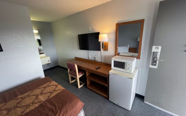 Extend-A-Suites Albuquerque West (ex. Rodeway Inn)