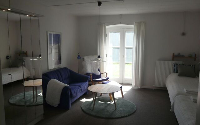 Sostrup Slot og Kloster