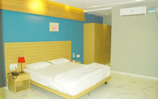 Sri Sampoorna Hotel