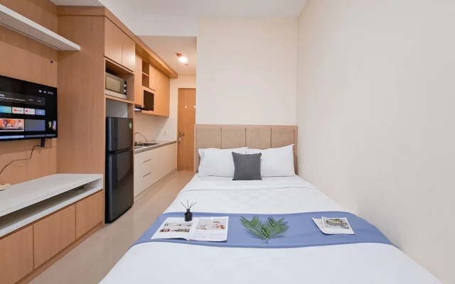 Urban Minimalist Studio Apartment At B Residence – Guest Rooms – Legok