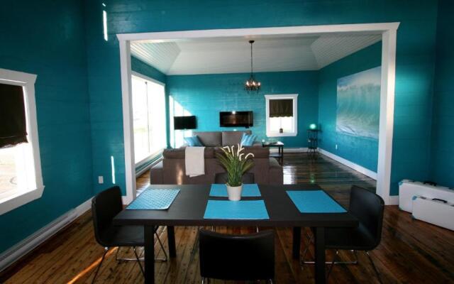 The Old Salt Box Co. - Aunt Donna's