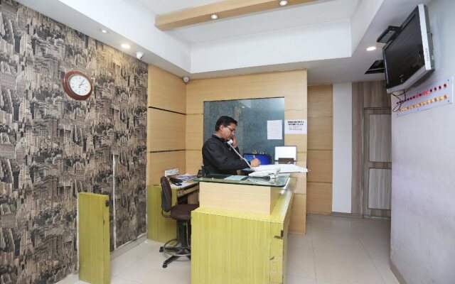 Gujral Hotel By OYO Rooms