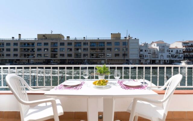 Apartment Moxó Empuriabrava