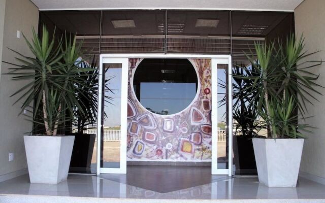Onix Inn Hotel Cravinhos