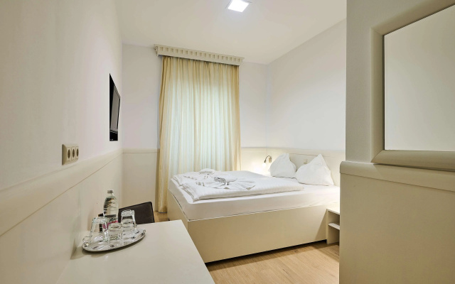 EKONO by Leva Hotel Strasser