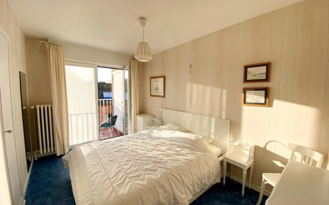 Apartment in Nieuwpoort With sea View