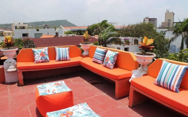 Colonial Guest House Walled City