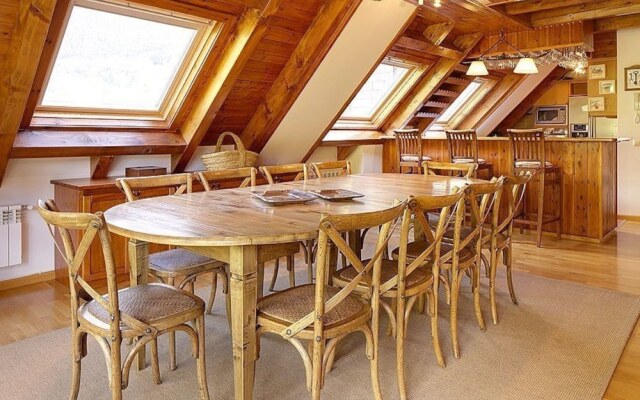 Era Garona by FeelFree Rentals