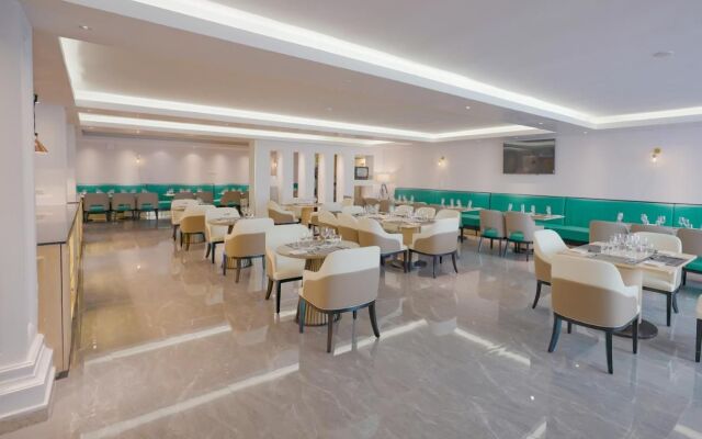 Stay Easy Plus Hotel