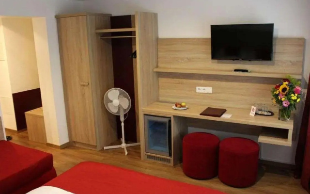 LeoMar Flatrate Hotel