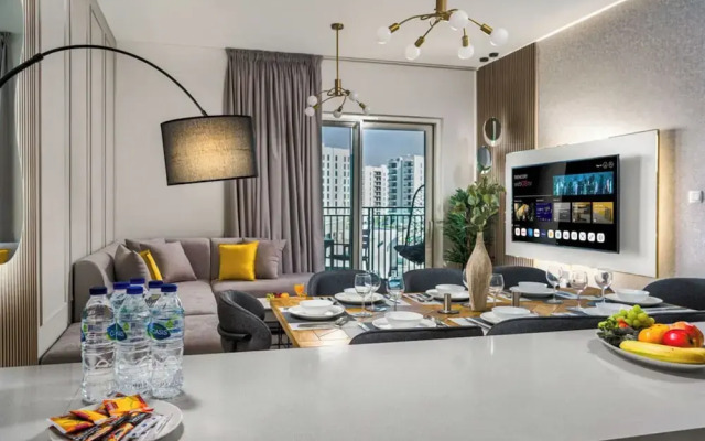 Luxe Ventures Waters Edge Haven