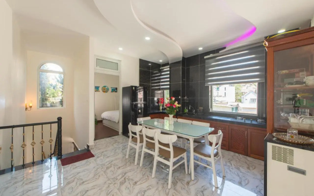 Vy House