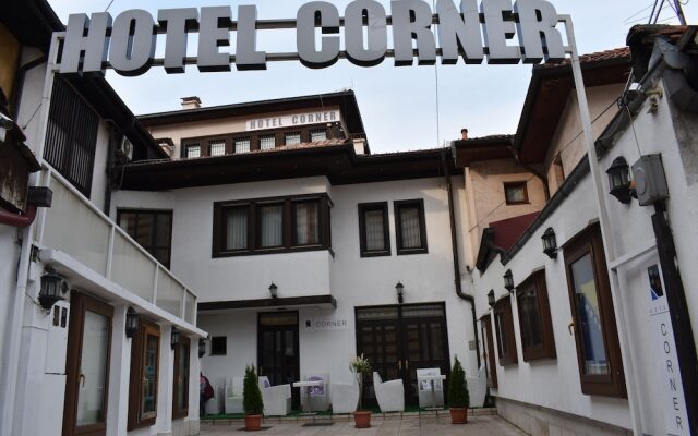 Hotel Corner