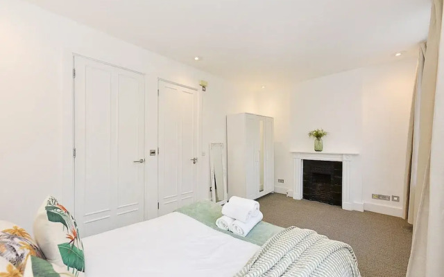 Oxford Street Marble Arch Style - 55ks