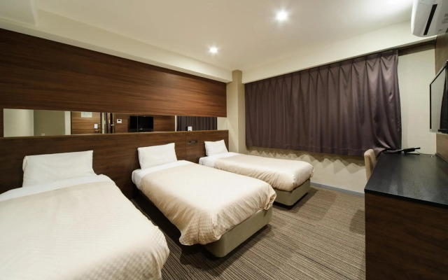 Osaka Fujiya Hotel