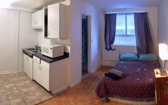 Studio Downtown - Metro Sherbrooke