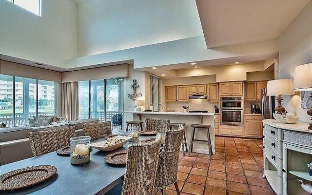 Villa 43 by RedAwning