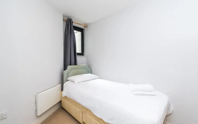 Charming Two Bedroom Flat Near Waterloo/southbank